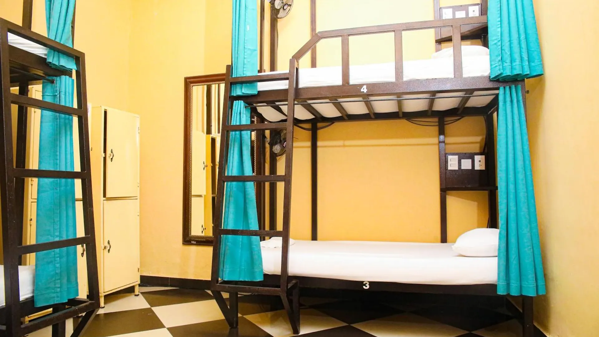 La Brisa Loca Hostel 圣玛尔塔