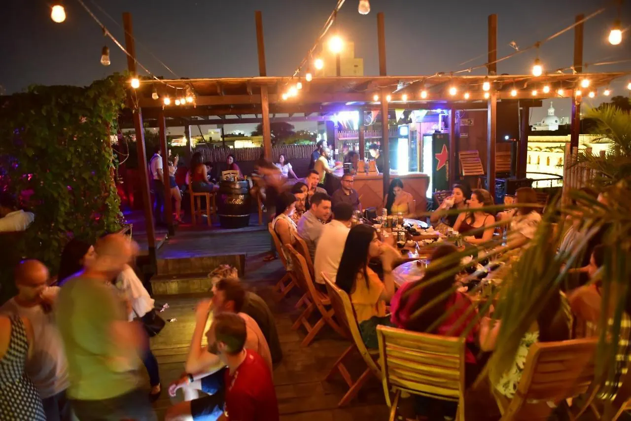 La Brisa Loca Hostel 圣玛尔塔
