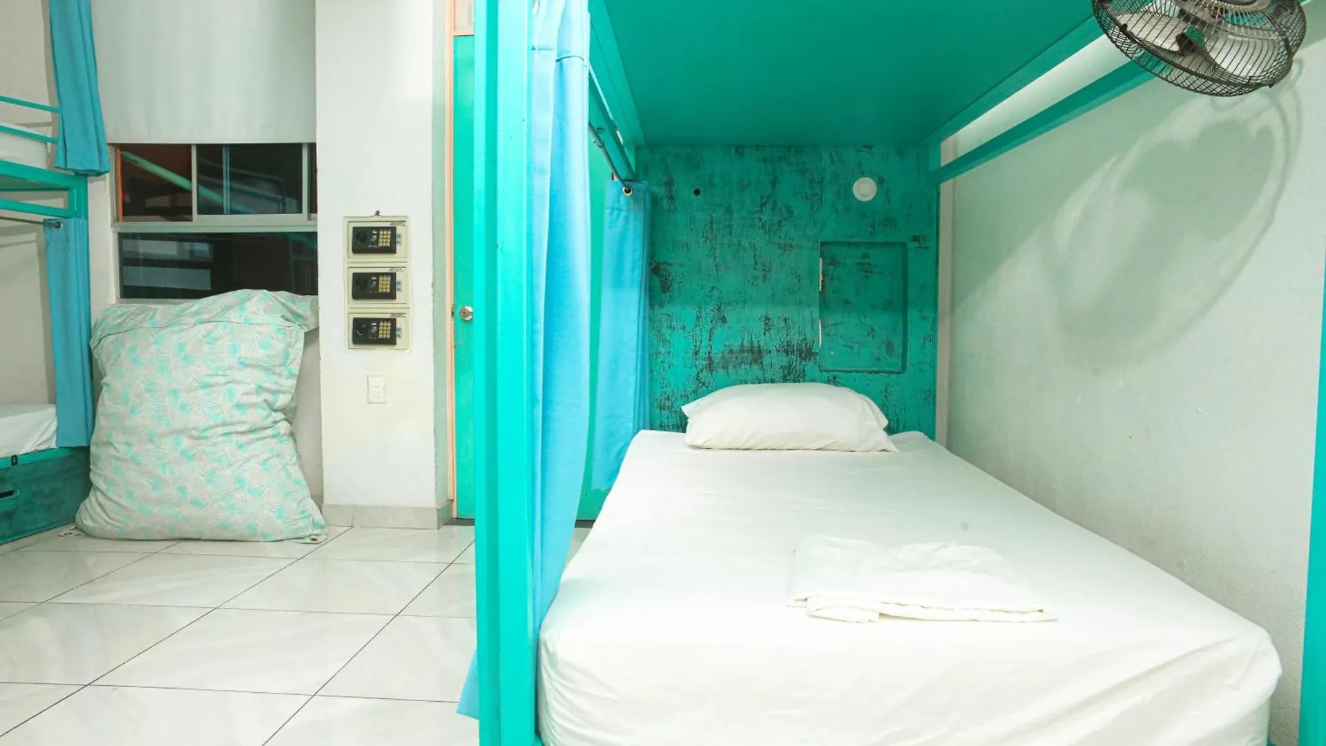 La Brisa Loca Hostel Santa Marta